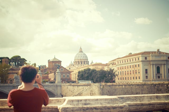 person-taking-photo-photographer-tourist-2